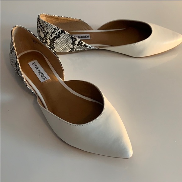 Steve Madden Shoes - NEW Steve Madden flats